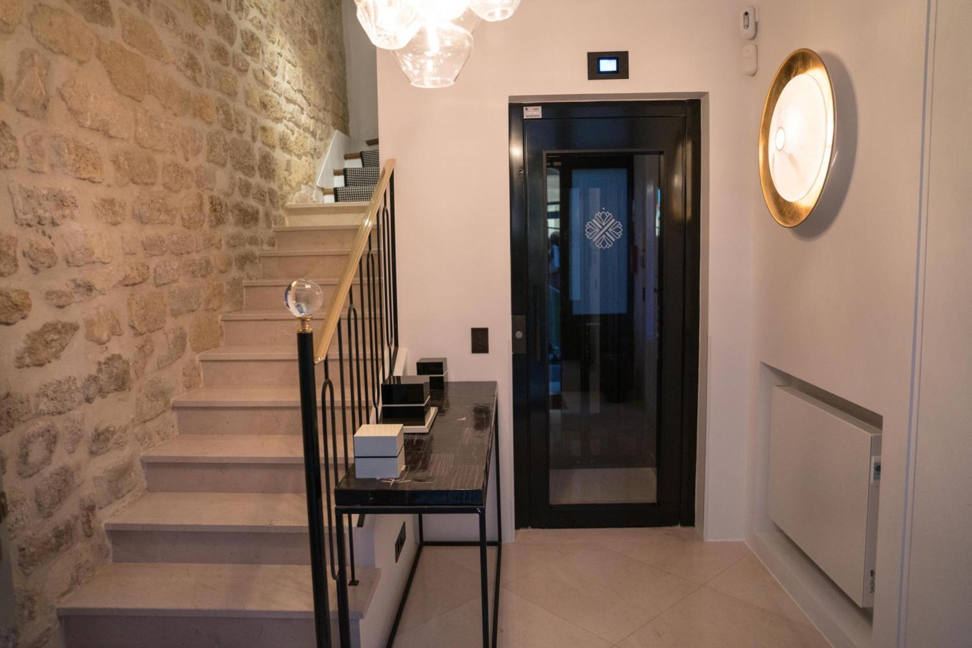 Superbe Penthouse 1 Hammam Terrasse Appartamento Parigi